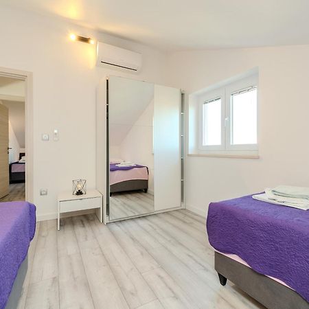Appartement Dali II à Novalja Extérieur photo