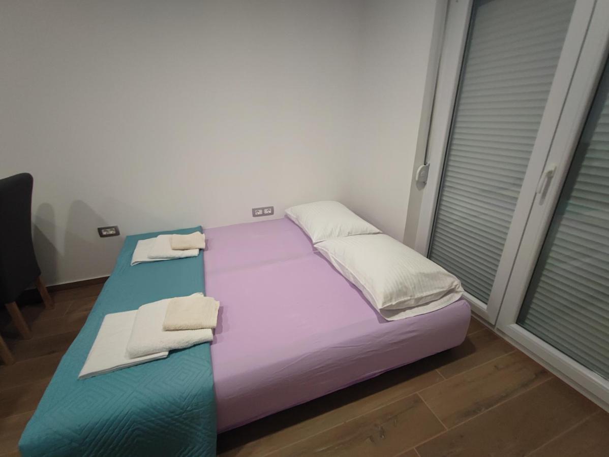 Appartement Dali II à Novalja Extérieur photo
