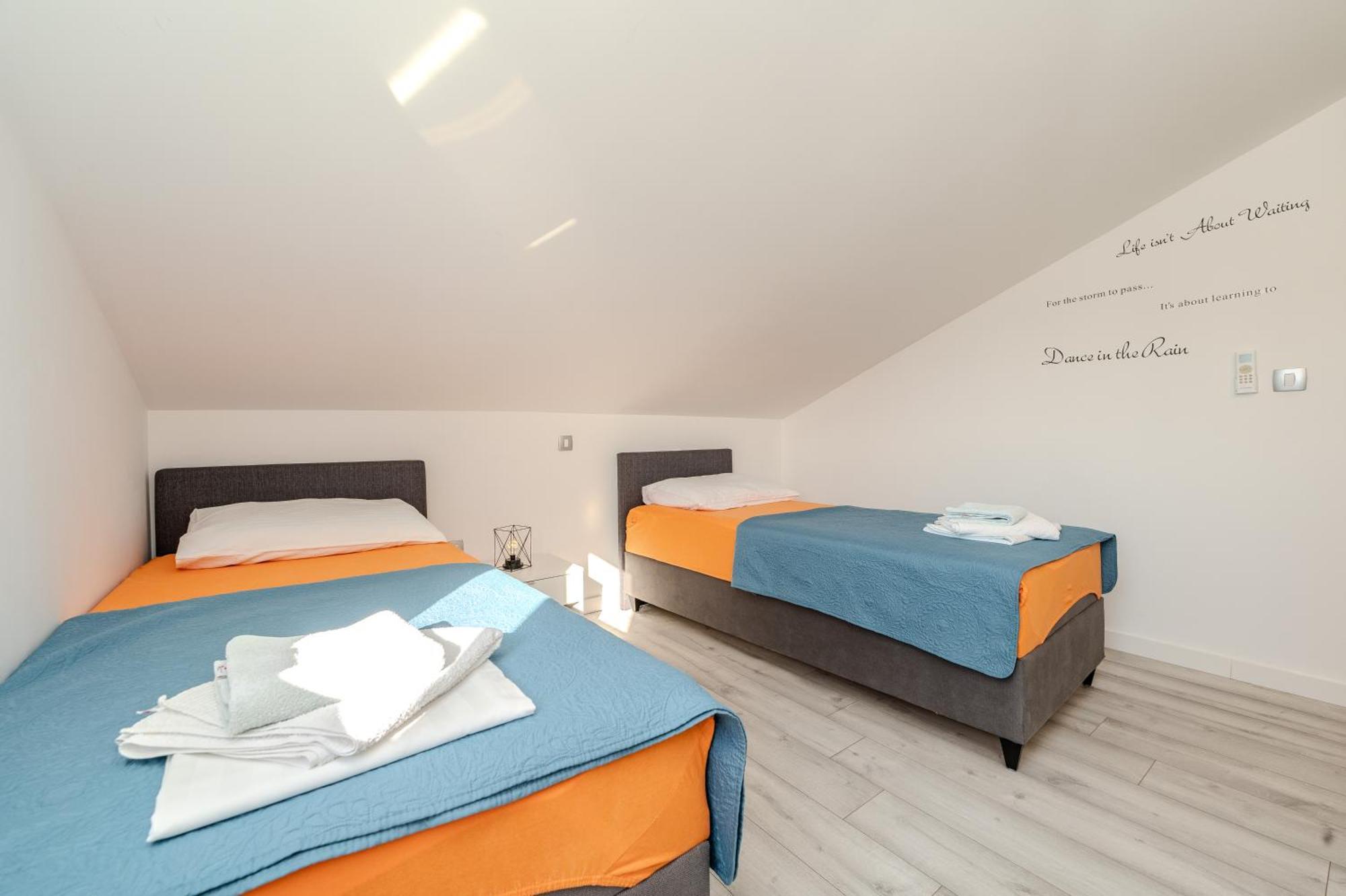 Appartement Dali II à Novalja Extérieur photo